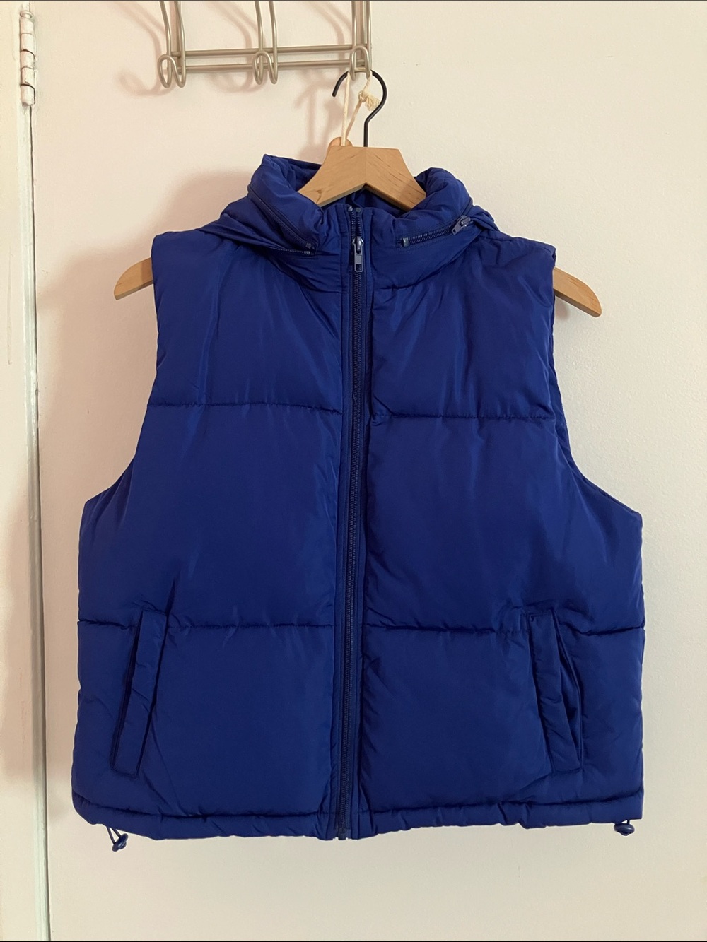 Forever 21 Womens Blue Puffer Vest with Hood - S